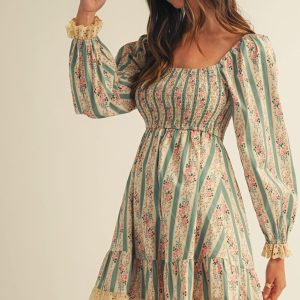 Vintage Floral Western Style Dress Lace Trim Puff